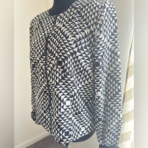 100% Silk Black and White Maggy London Short Blazer/Jacket size 12